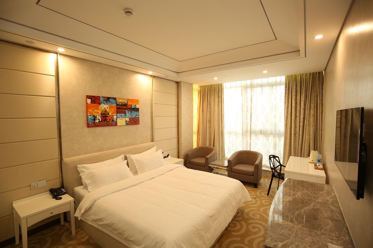 Crown Crystal Hotel Shanghai Exteriör bild