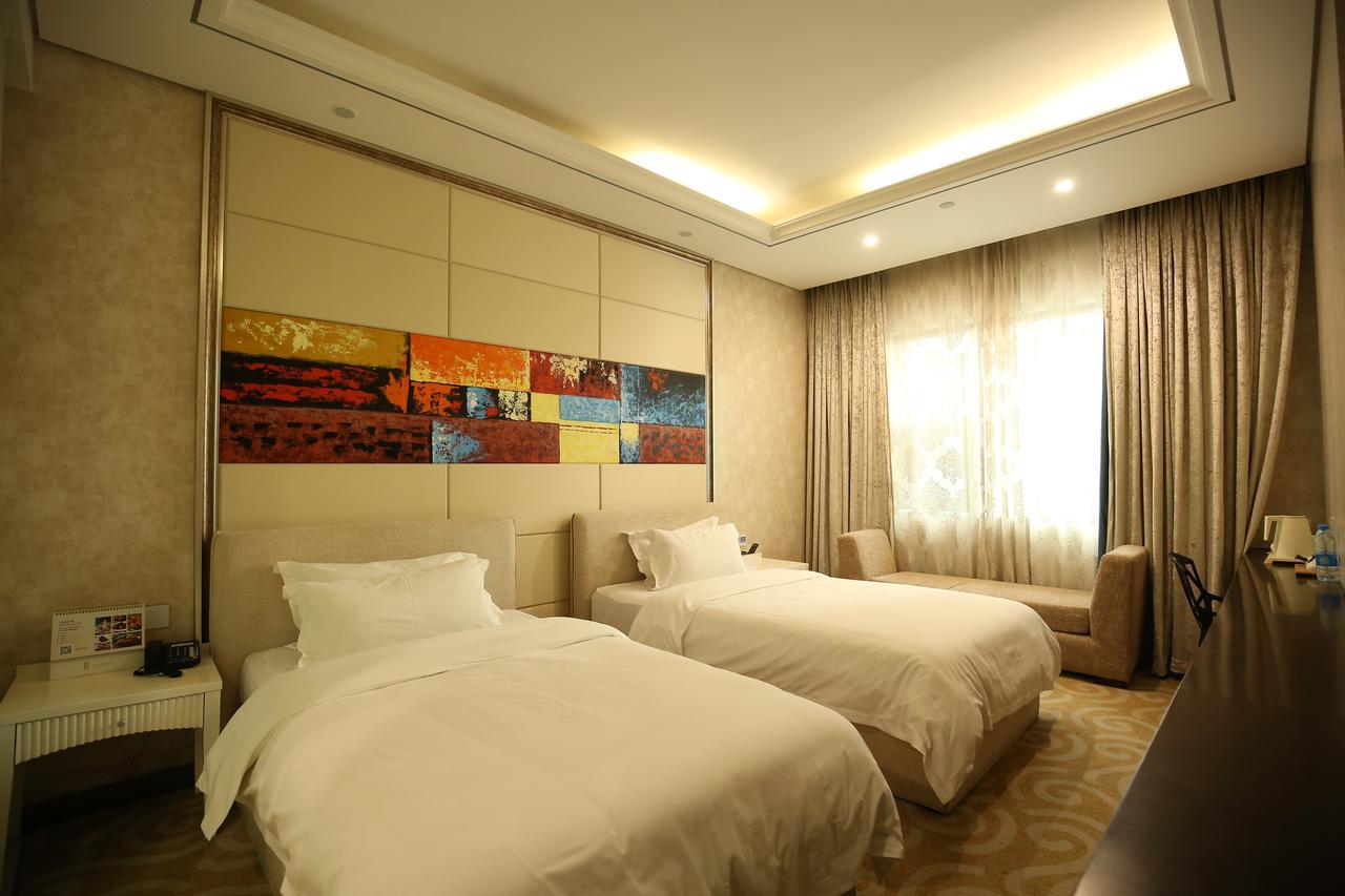 Crown Crystal Hotel Shanghai Exteriör bild