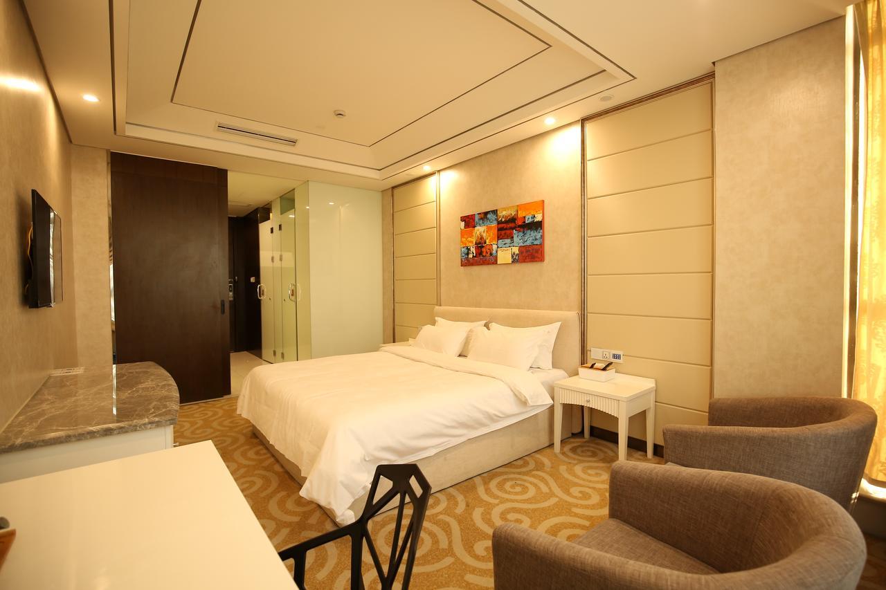 Crown Crystal Hotel Shanghai Exteriör bild