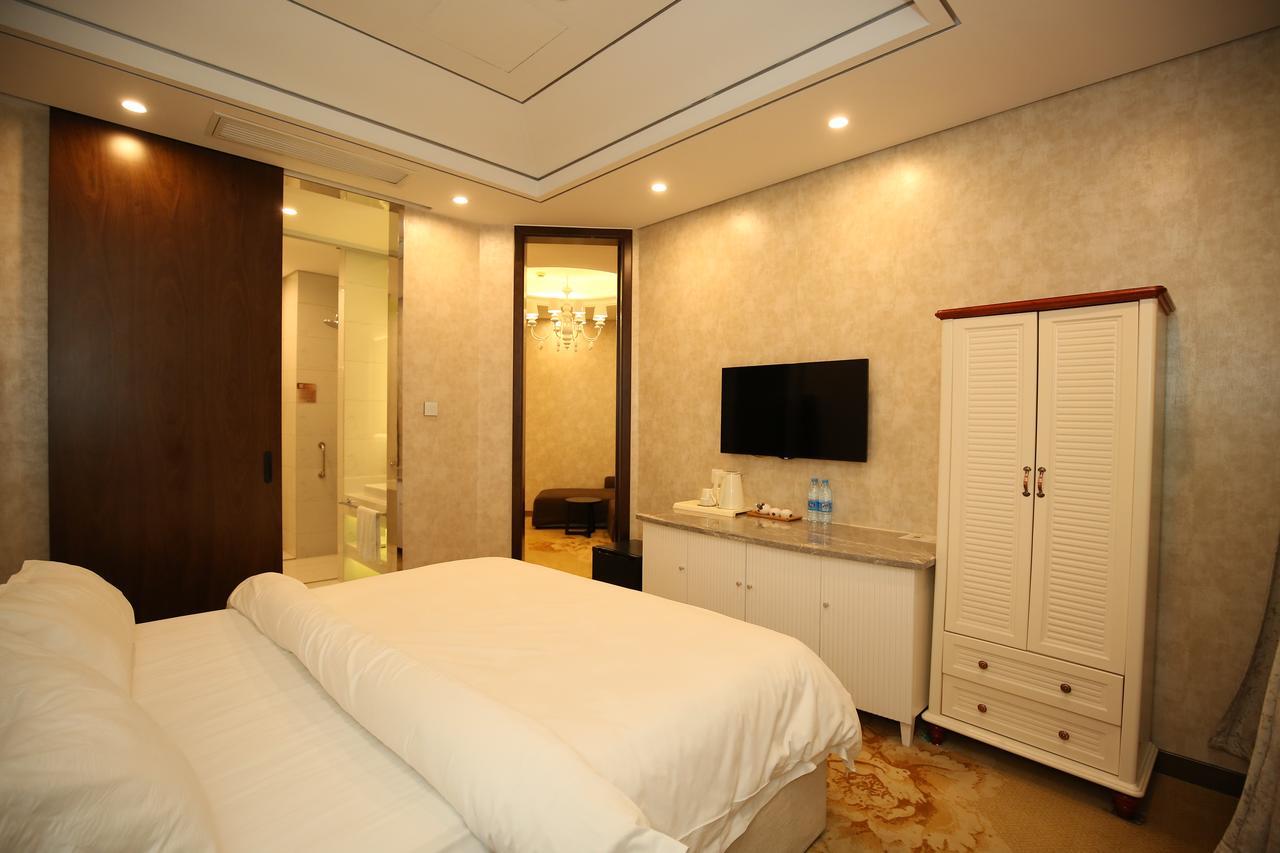 Crown Crystal Hotel Shanghai Exteriör bild