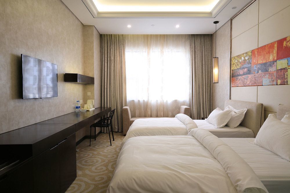 Crown Crystal Hotel Shanghai Exteriör bild