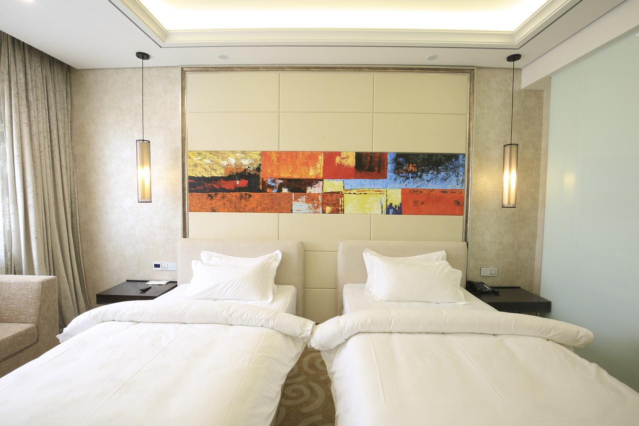 Crown Crystal Hotel Shanghai Exteriör bild